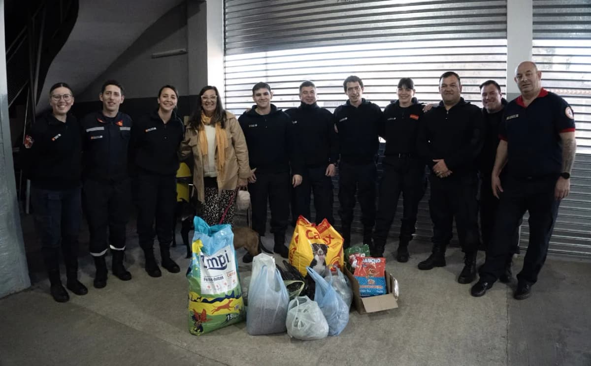 San Pedro: Bomberos Voluntarios entregaron las donaciones del taller de RCP al Refugio de la ciudad