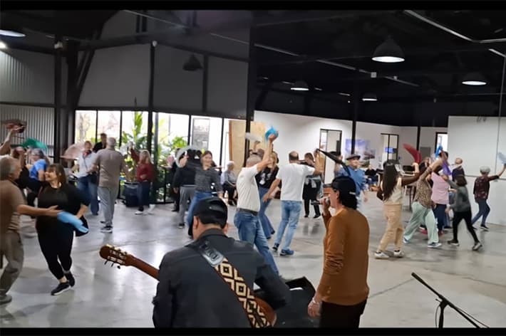 Bailecitos Domingueros volvió a reunir a los amantes del folklore