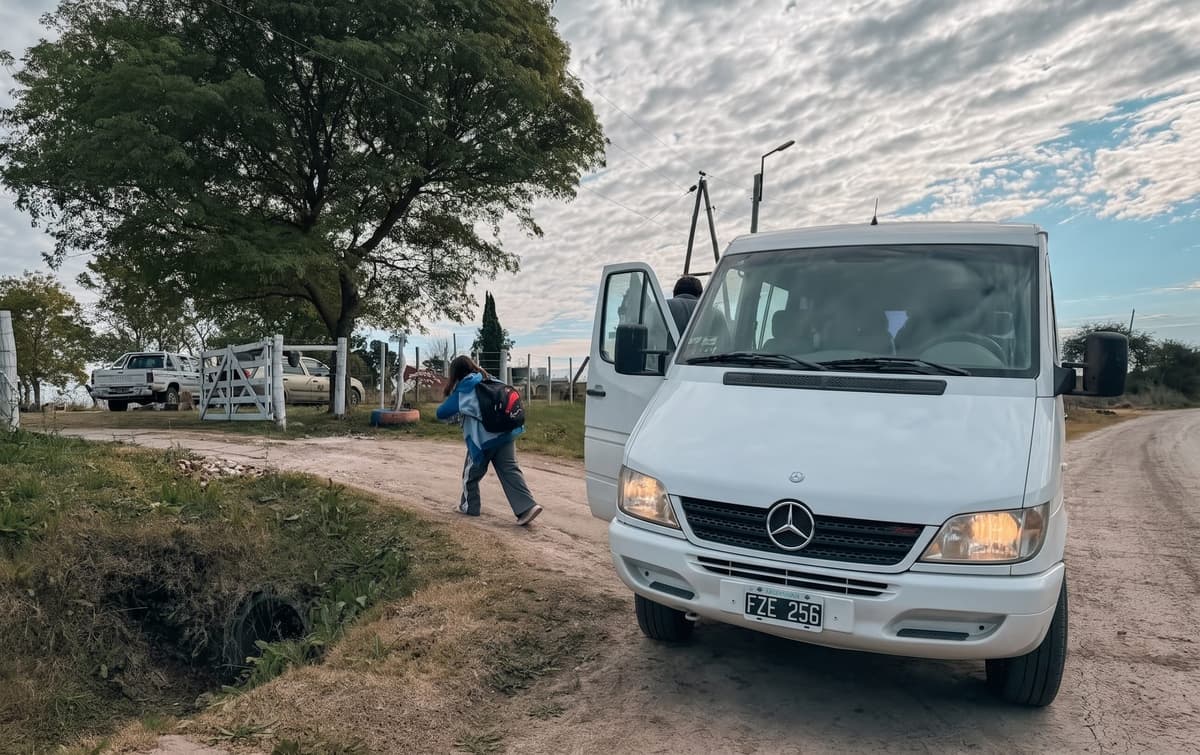 El Consejo Escolar abre nueva contratación directa para el servicio de Transporte Escolar Rural