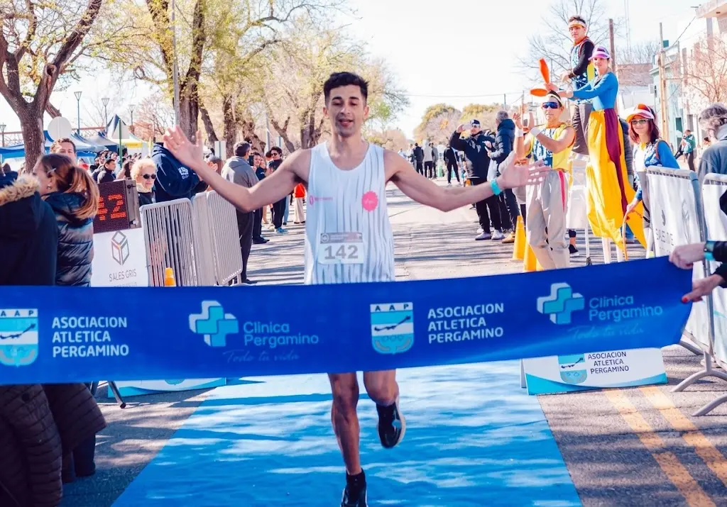 Ivo Tapia se quedó con el triunfo en el 23° Medio Maratón de la Merced