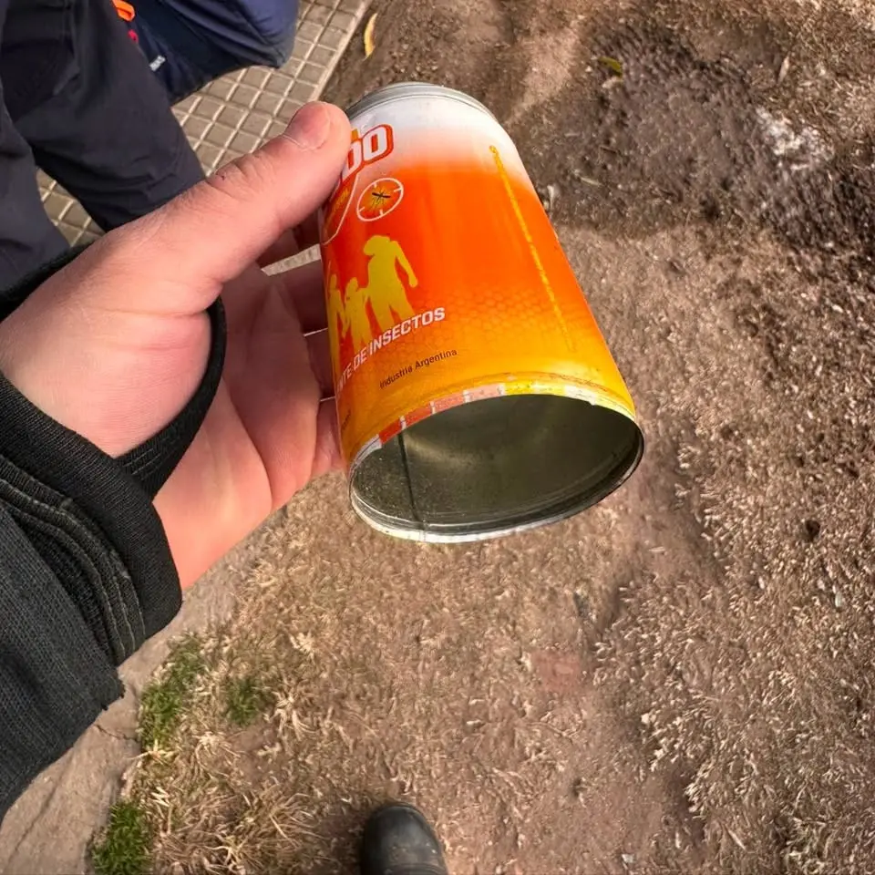 La explosión de un aerosol sería lo que le habría provocado graves quemaduras a los niños de 9 años