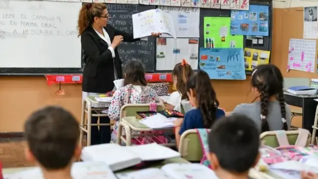 Los pedidos de los docentes a la Provincia para la reapertura de paritarias