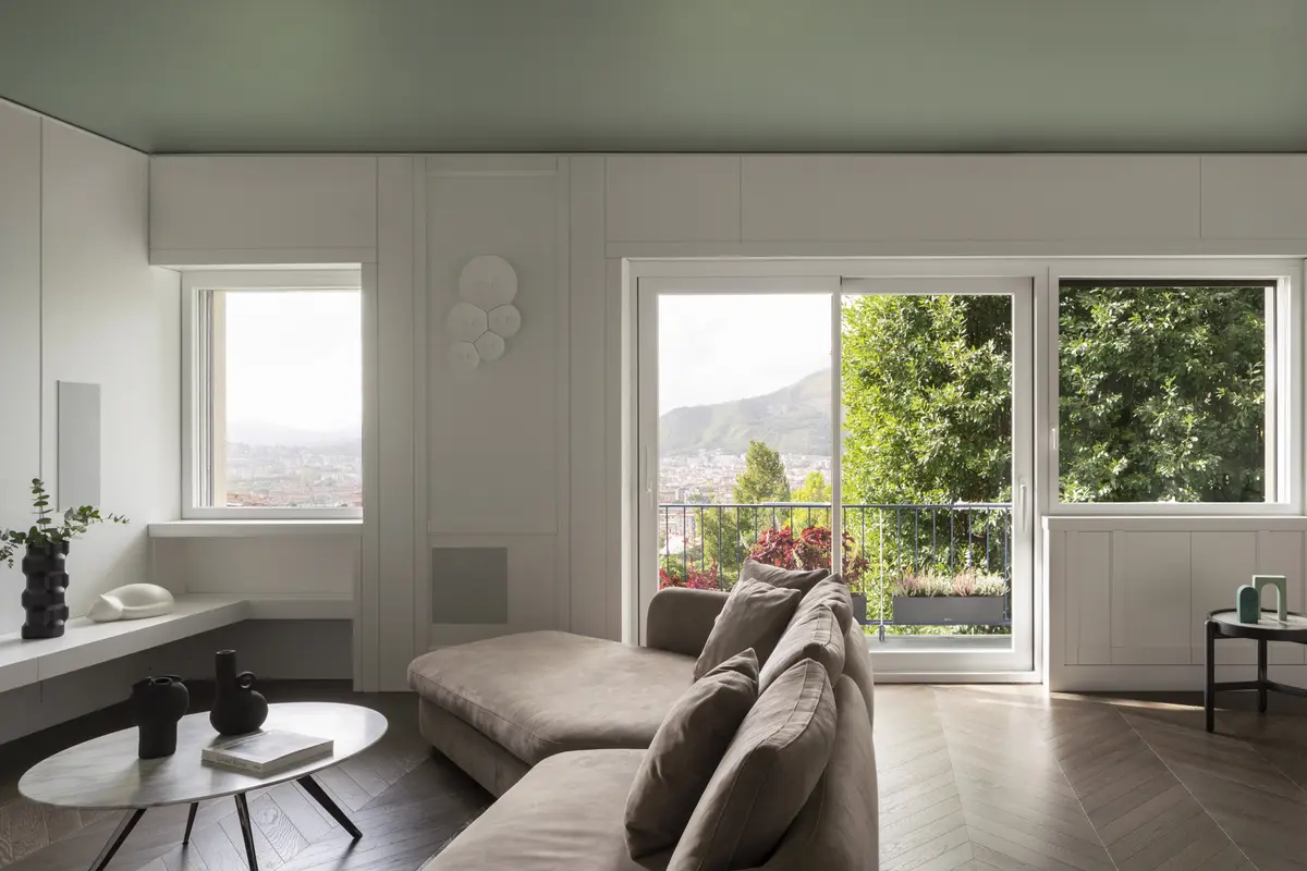Techos con color, la nueva tendencia deco que será protagonista en 2027: ideas para inspirarte