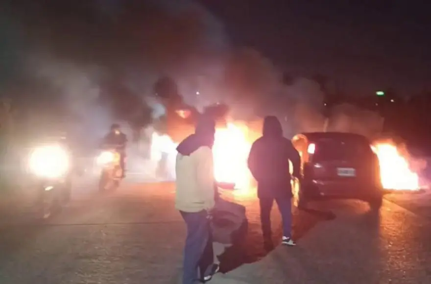 La manifestación comenzó cerca de las 5:30 y se extendió hasta las 7:00, con una interrupción parcial de la circulación que generó demoras en el ingreso a la ciudad.