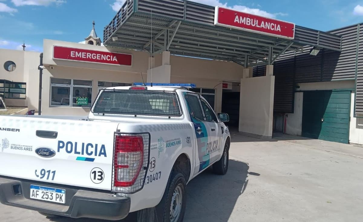 Un adolescente trasladó al Hospital al amigo que apuñalaron en la vía pública