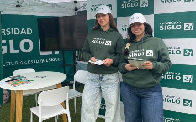 Universidad Siglo 21 presenta en La Rural su amplia oferta académica