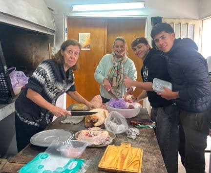 San Vicente: una comunidad que cocina solidaridad y sale al encuentro de quienes más necesitan