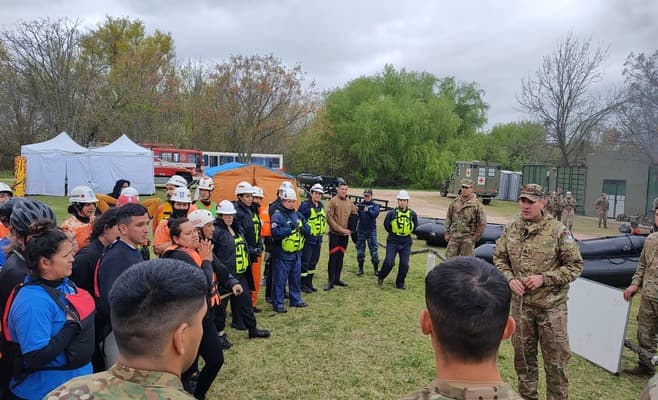 Zárate realizó un simulacro de rescate acuático e inundaciones en la Base Naval