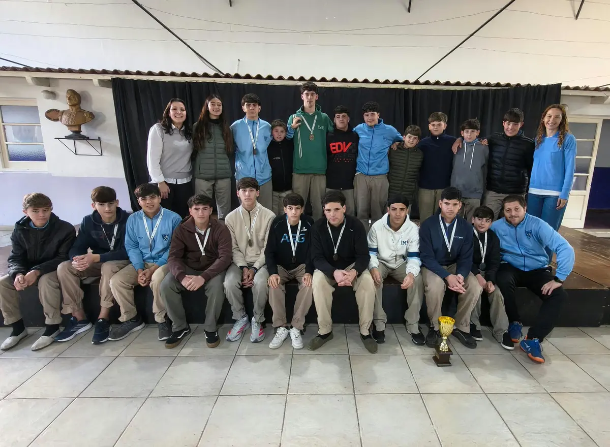 Alfonzo recibió a los campeones de vóley que ganaron el oro en los Juegos Bonaerenses