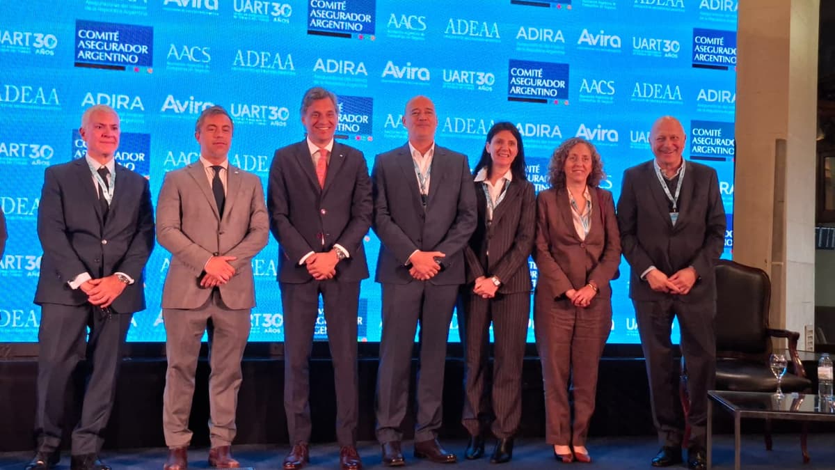 Bajo el lema “Más seguros, más futuro”, se realizó la tercera Cumbre Aseguradora Argentina
