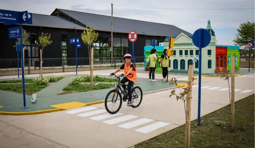 Crean un plan de educación vial para escuelas y municipios bonaerenses