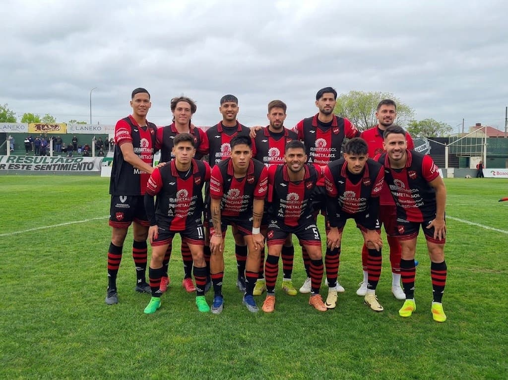 Douglas perdió en Bahía Blanca y buscará darlo vuelta en Pergamino