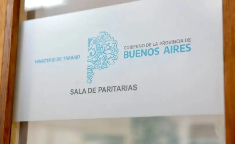 ¿Los estatales bonaerenses cobrarán noviembre sin aumento? Los gremios exigen una convocatoria urgente