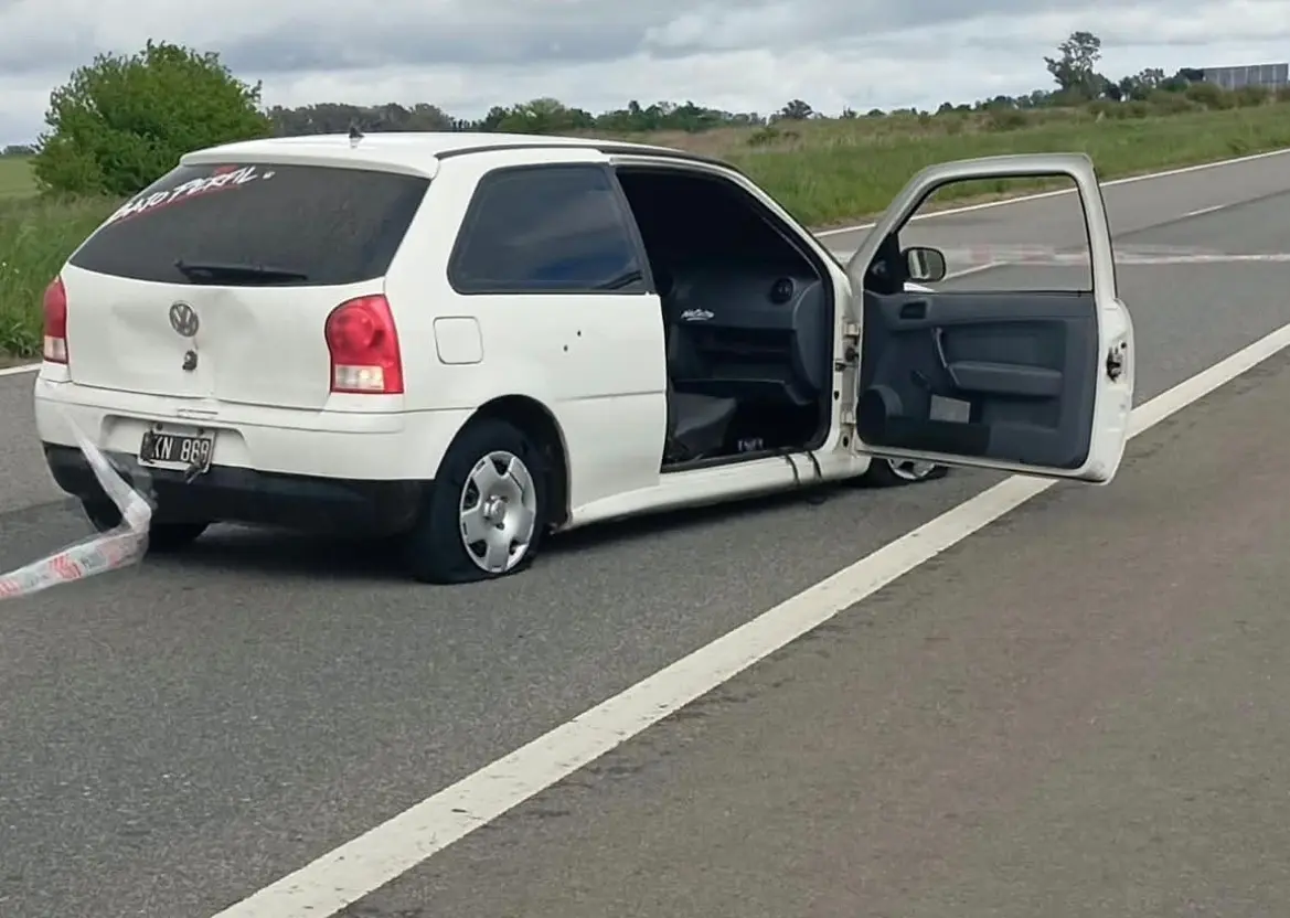 Dos policías demorados y dos jóvenes mujeres pergaminenses lesionadas por la balacera policial en Arrecifes