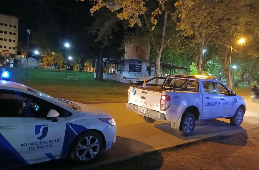 Salto: agredieron a inspectores de Tránsito y secuestraron vehículos durante controles viales
