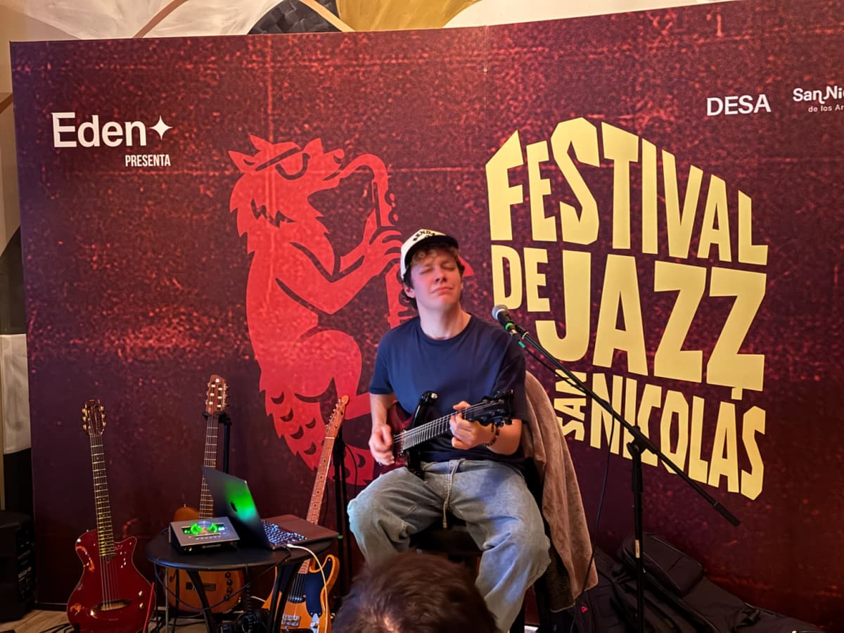 San Nicolás: El Festival de Jazz cerró con la presentación de Mat Alba en Villa Rocca