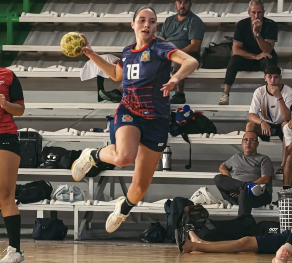 San Nicolás: Luana Ouakim jugará el Mundial U17 de Handball en Marruecos con la Selección
